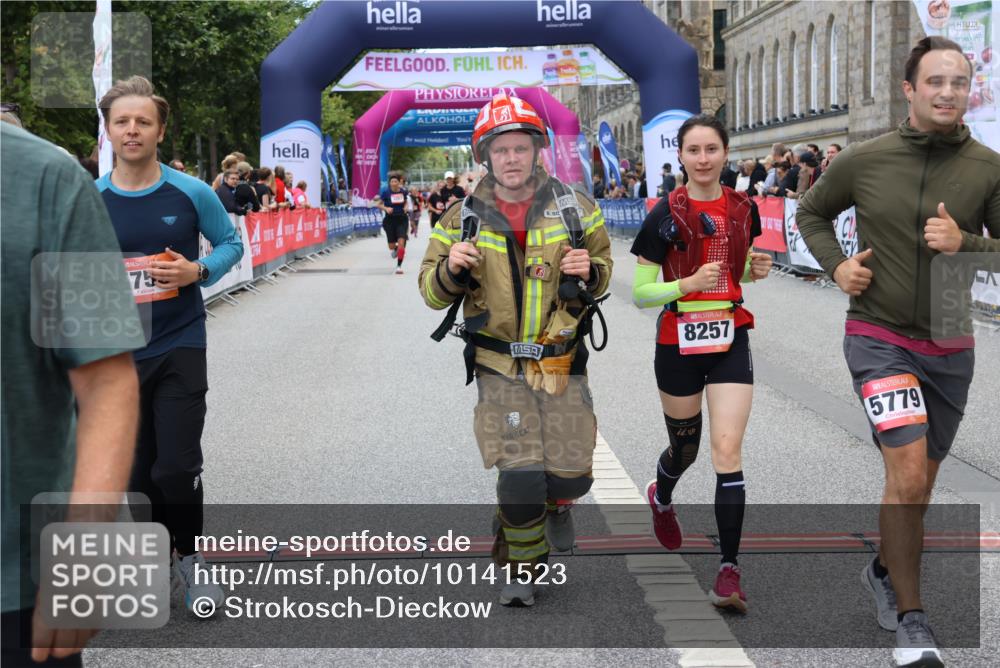 06.09.2026 - CURREX Alsterlauf Strokosch-Dieckow http://msf.ph/oto/10141523 06.09.2026 10:19:12 Ziel 2441, 4102, 5662, 5752, 5753, 5779, 8257 meine-sportfotos.de