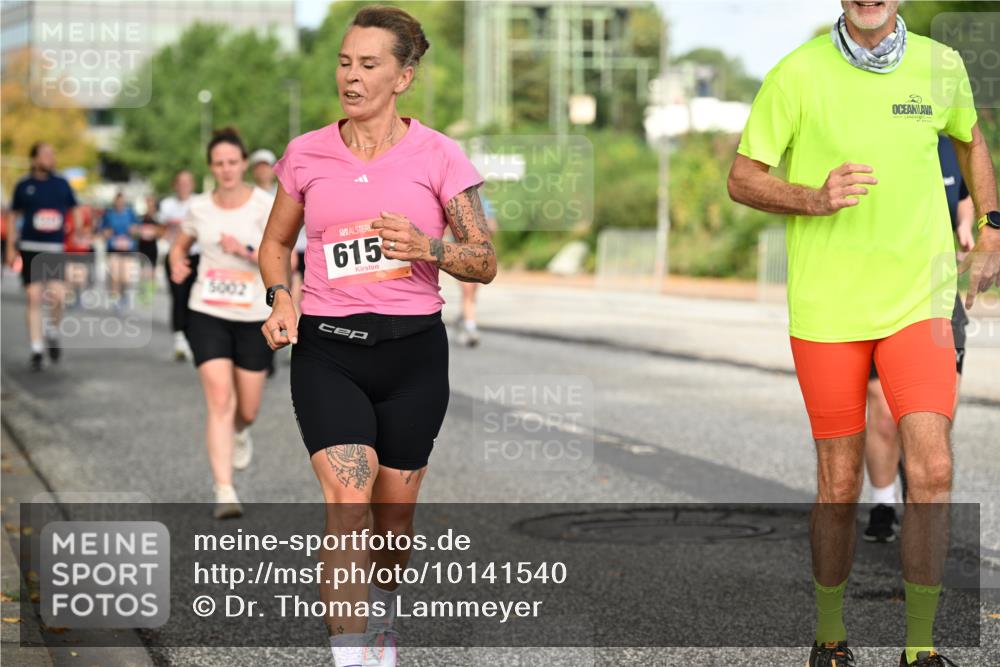 06.09.2026 - CURREX Alsterlauf Dr. Thomas Lammeyer http://msf.ph/oto/10141540 06.09.2026 10:10:29 Laufen 615 meine-sportfotos.de