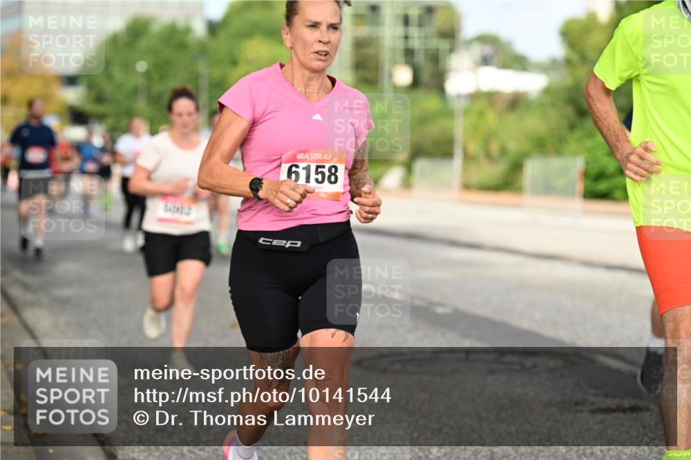 06.09.2026 - CURREX Alsterlauf Dr. Thomas Lammeyer http://msf.ph/oto/10141544 06.09.2026 10:10:29 Laufen 6158 meine-sportfotos.de