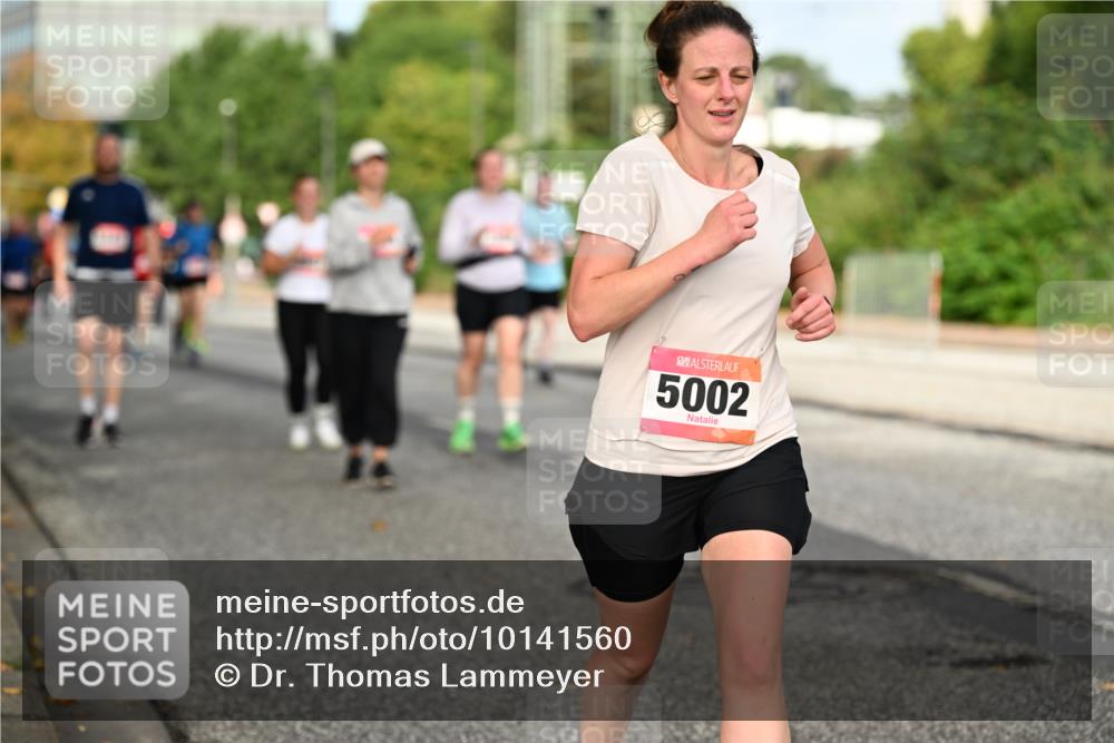 06.09.2026 - CURREX Alsterlauf Dr. Thomas Lammeyer http://msf.ph/oto/10141560 06.09.2026 10:10:31 Laufen 5002 meine-sportfotos.de