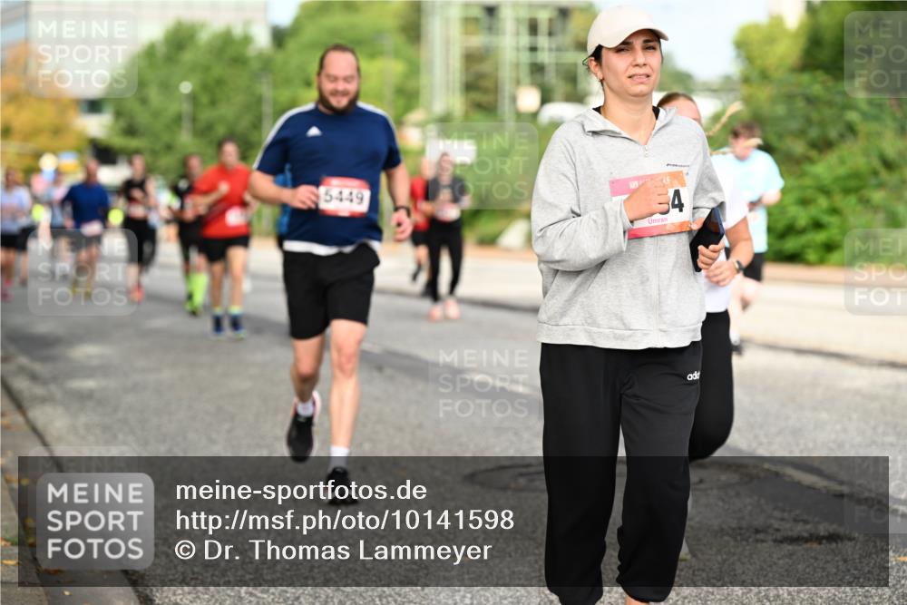 06.09.2026 - CURREX Alsterlauf Dr. Thomas Lammeyer http://msf.ph/oto/10141598 06.09.2026 10:10:35 Laufen 5449, 54 meine-sportfotos.de