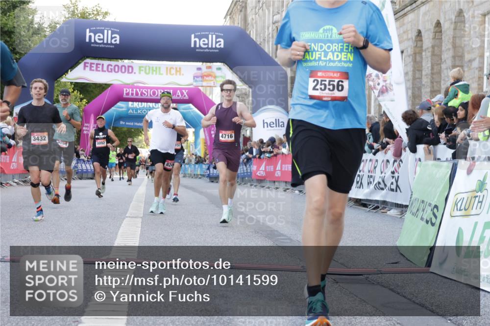 06.09.2026 - CURREX Alsterlauf Yannick Fuchs http://msf.ph/oto/10141599 06.09.2026 09:46:43 Ziel 2556, 3432, 3617, 4716, 4877, 4890, 5430, 5544, 8092, 8249 meine-sportfotos.de