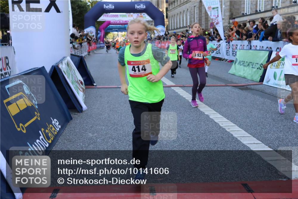 06.09.2026 - CURREX Alsterlauf Strokosch-Dieckow http://msf.ph/oto/10141606 06.09.2026 10:54:05 Ziel 157, 195, 201, 202, 203, 216, 218, 221, 256, 260, 292, 296, 302, 312, 321, 364, 379, 414, 416, 443, 446, 455, 8253 meine-sportfotos.de