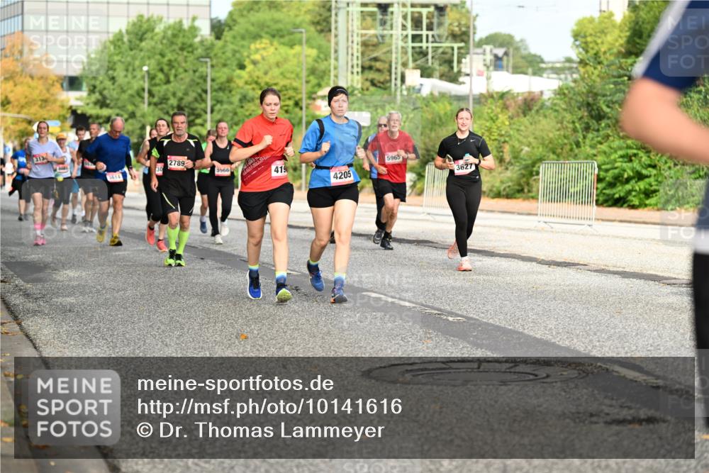 06.09.2026 - CURREX Alsterlauf Dr. Thomas Lammeyer http://msf.ph/oto/10141616 06.09.2026 10:10:37 Laufen 2789, 1614, 5566, 419, 4205, 5965, 3627 meine-sportfotos.de