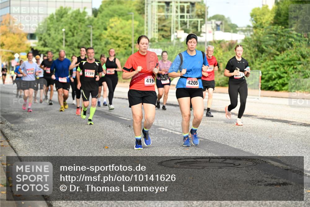 06.09.2026 - CURREX Alsterlauf Dr. Thomas Lammeyer http://msf.ph/oto/10141626 06.09.2026 10:10:39 Laufen 2789, 419, 4205, 965 meine-sportfotos.de
