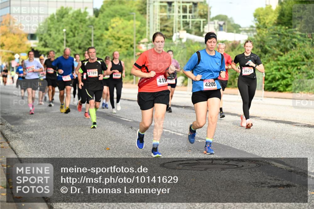 06.09.2026 - CURREX Alsterlauf Dr. Thomas Lammeyer http://msf.ph/oto/10141629 06.09.2026 10:10:39 Laufen 3134, 2789, 5966, 419, 4205, 3627 meine-sportfotos.de