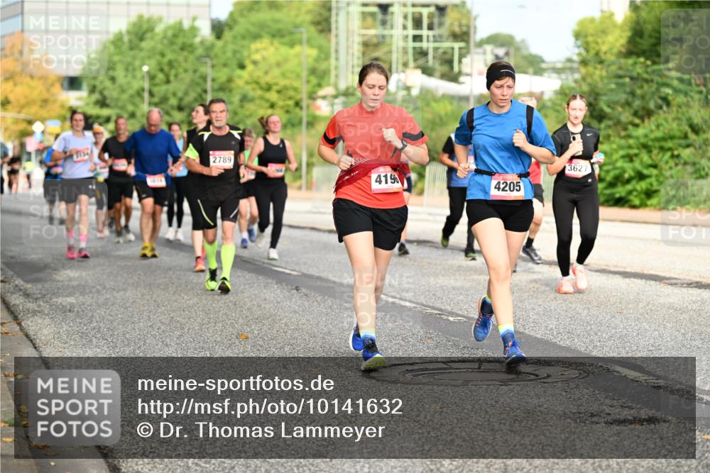 06.09.2026 - CURREX Alsterlauf Dr. Thomas Lammeyer http://msf.ph/oto/10141632 06.09.2026 10:10:39 Laufen 2789, 3627, 4196, 4205 meine-sportfotos.de