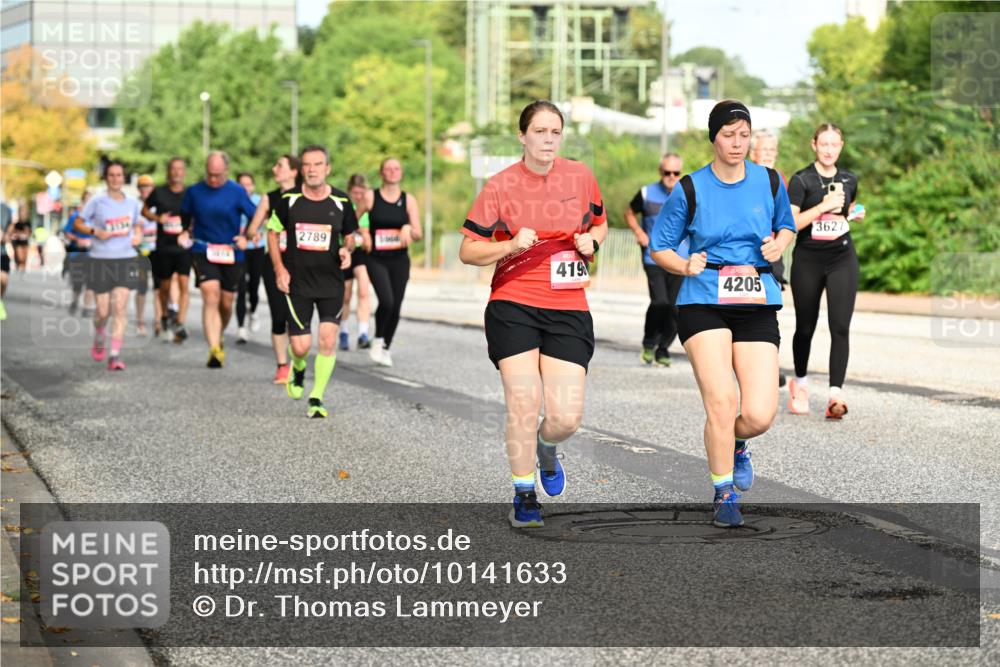 06.09.2026 - CURREX Alsterlauf Dr. Thomas Lammeyer http://msf.ph/oto/10141633 06.09.2026 10:10:39 Laufen 2789, 419, 4205, 3627 meine-sportfotos.de