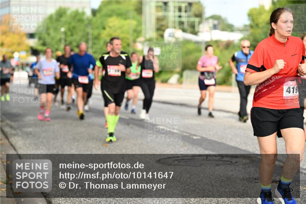06.09.2026 - CURREX Alsterlauf Dr. Thomas Lammeyer http://msf.ph/oto/10141647 06.09.2026 10:10:41 Laufen 419 meine-sportfotos.de