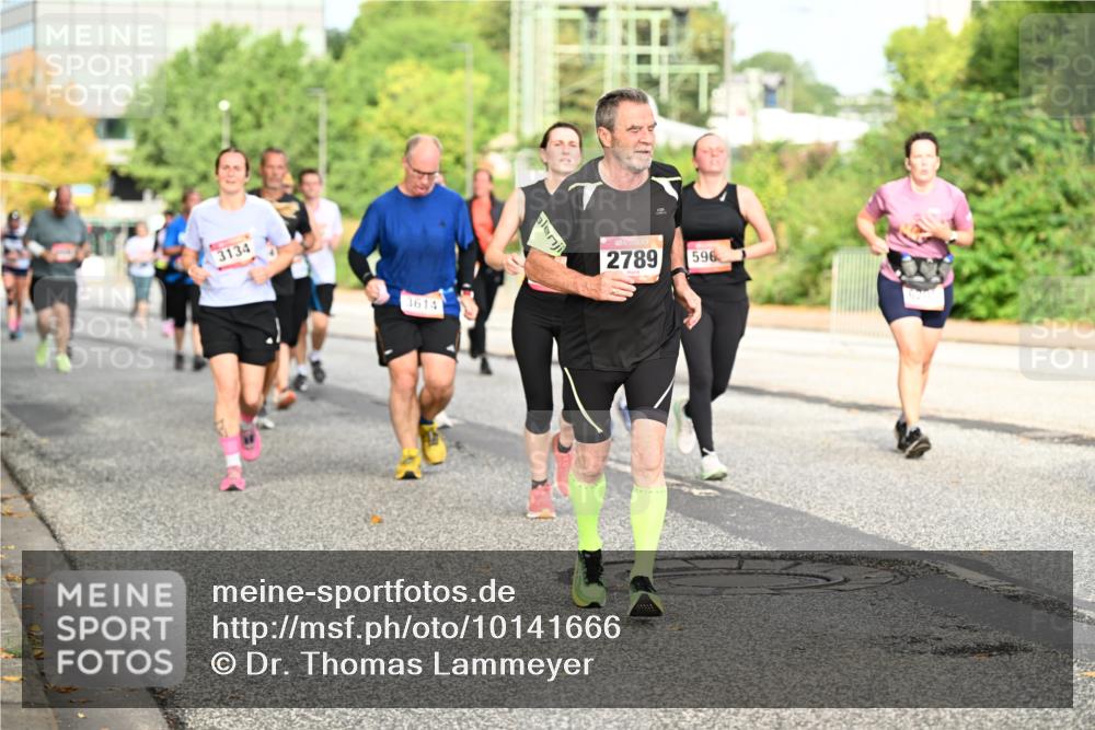 06.09.2026 - CURREX Alsterlauf Dr. Thomas Lammeyer http://msf.ph/oto/10141666 06.09.2026 10:10:43 Laufen 3134, 3614, 2789, 596 meine-sportfotos.de