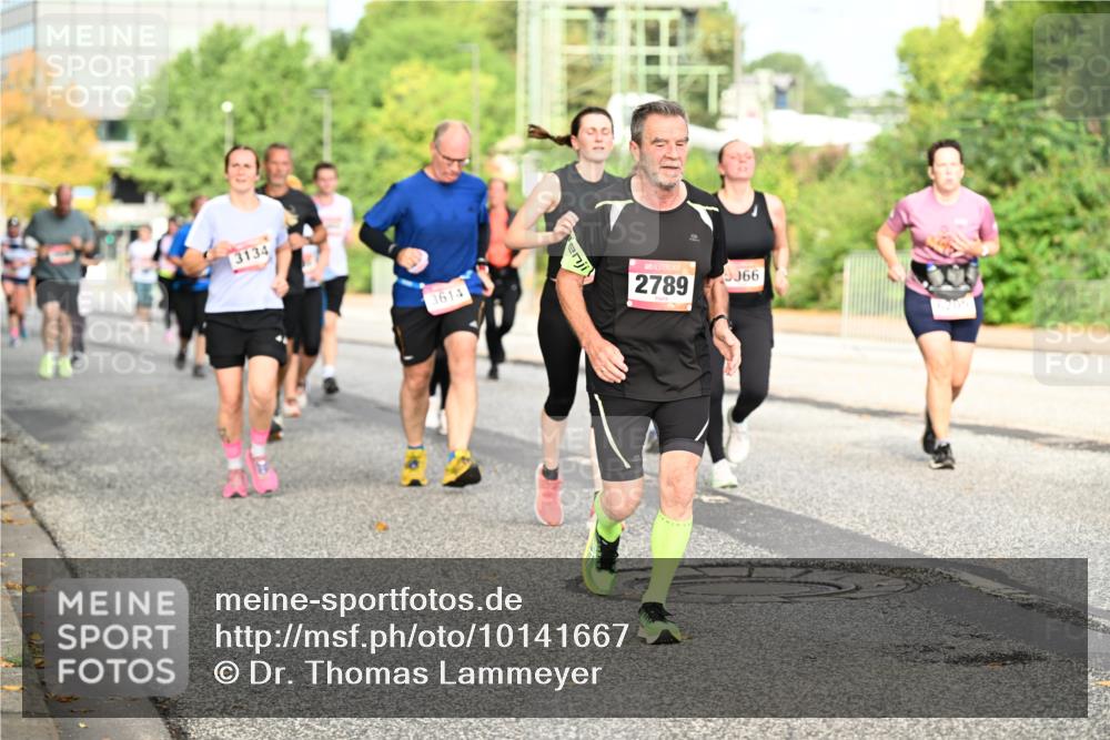 06.09.2026 - CURREX Alsterlauf Dr. Thomas Lammeyer http://msf.ph/oto/10141667 06.09.2026 10:10:43 Laufen 3134, 3614, 2789, 366 meine-sportfotos.de