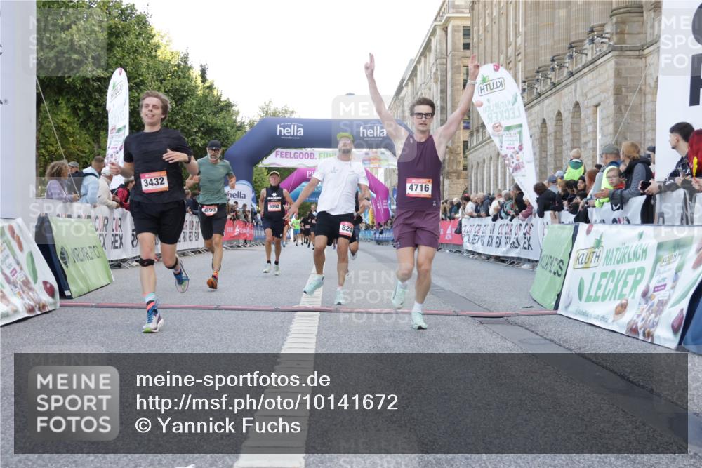 06.09.2026 - CURREX Alsterlauf Yannick Fuchs http://msf.ph/oto/10141672 06.09.2026 09:46:45 Ziel 2556, 3432, 3617, 4716, 4877, 4890, 5430, 5544, 8092, 8249 meine-sportfotos.de