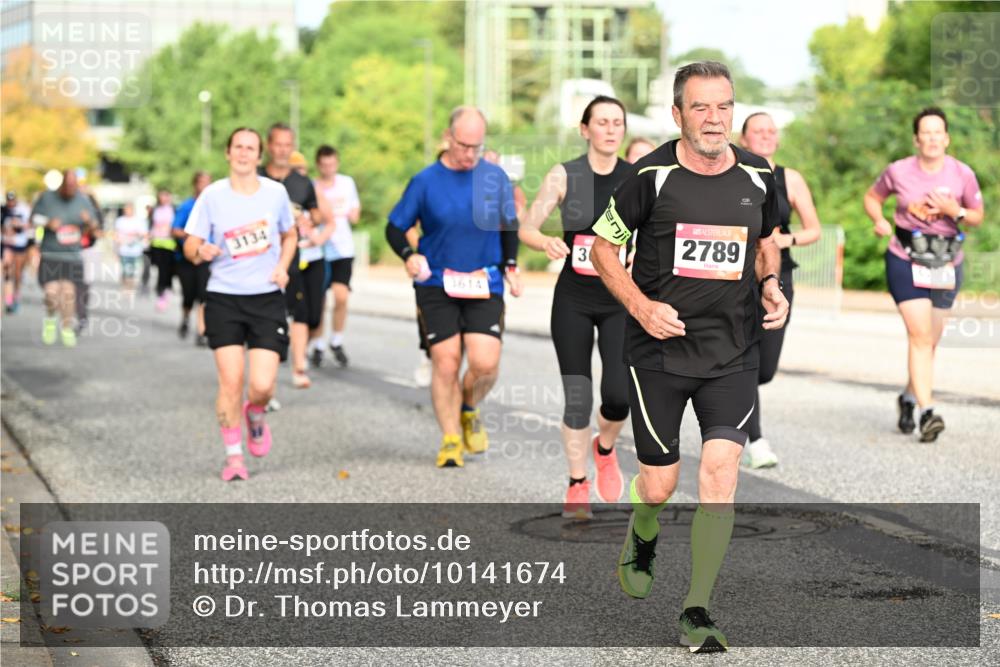 06.09.2026 - CURREX Alsterlauf Dr. Thomas Lammeyer http://msf.ph/oto/10141674 06.09.2026 10:10:43 Laufen 3134, 1614, 30, 2789 meine-sportfotos.de