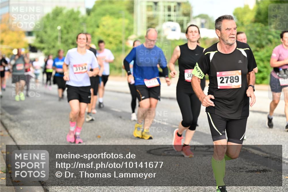 06.09.2026 - CURREX Alsterlauf Dr. Thomas Lammeyer http://msf.ph/oto/10141677 06.09.2026 10:10:44 Laufen 3134, 30, 2789 meine-sportfotos.de