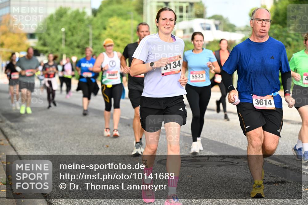 06.09.2026 - CURREX Alsterlauf Dr. Thomas Lammeyer http://msf.ph/oto/10141689 06.09.2026 10:10:46 Laufen 3134, 5533, 3614 meine-sportfotos.de