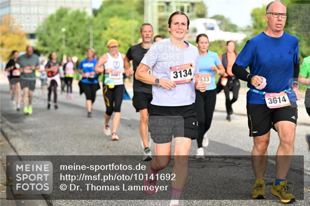 06.09.2026 - CURREX Alsterlauf Dr. Thomas Lammeyer http://msf.ph/oto/10141692 06.09.2026 10:10:46 Laufen 9, 3134, 533, 3614 meine-sportfotos.de