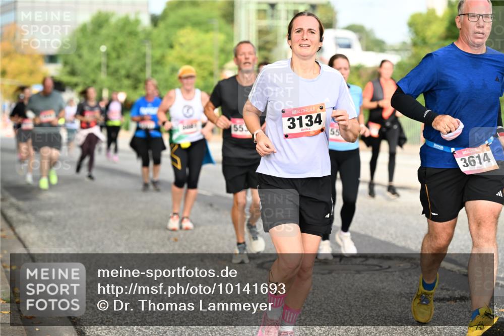06.09.2026 - CURREX Alsterlauf Dr. Thomas Lammeyer http://msf.ph/oto/10141693 06.09.2026 10:10:46 Laufen 553, 3134, 55, 3614 meine-sportfotos.de