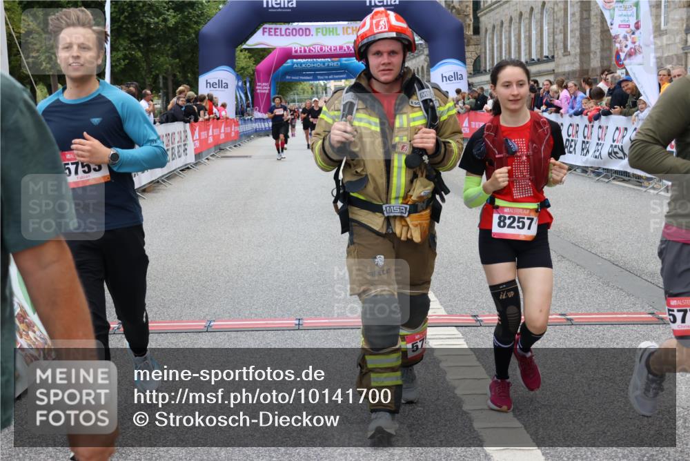 06.09.2026 - CURREX Alsterlauf Strokosch-Dieckow http://msf.ph/oto/10141700 06.09.2026 10:19:12 Ziel 2441, 4102, 5662, 5752, 5753, 5779, 8257 meine-sportfotos.de