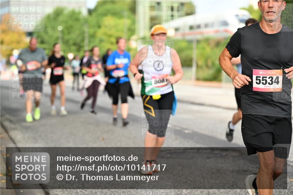06.09.2026 - CURREX Alsterlauf Dr. Thomas Lammeyer http://msf.ph/oto/10141717 06.09.2026 10:10:48 Laufen 808, 5534 meine-sportfotos.de