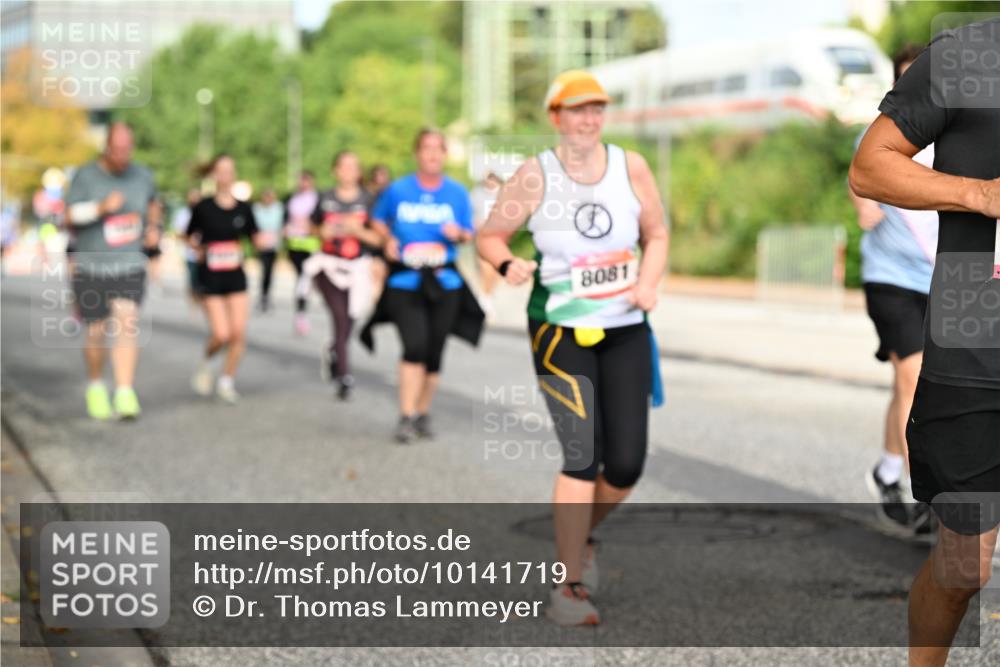 06.09.2026 - CURREX Alsterlauf Dr. Thomas Lammeyer http://msf.ph/oto/10141719 06.09.2026 10:10:48 Laufen 8081 meine-sportfotos.de