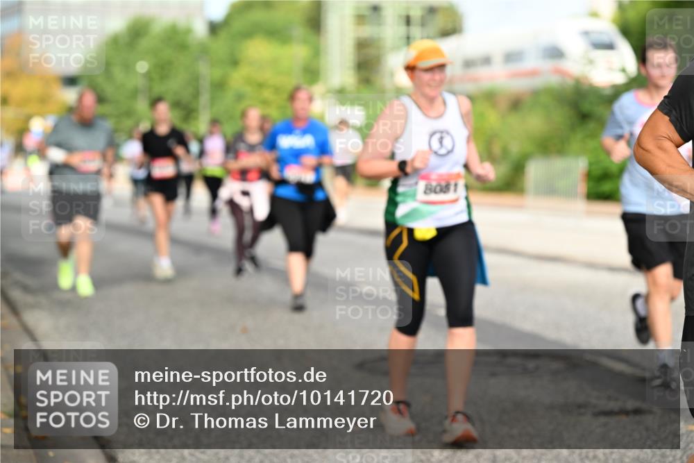06.09.2026 - CURREX Alsterlauf Dr. Thomas Lammeyer http://msf.ph/oto/10141720 06.09.2026 10:10:48 Laufen 8081 meine-sportfotos.de