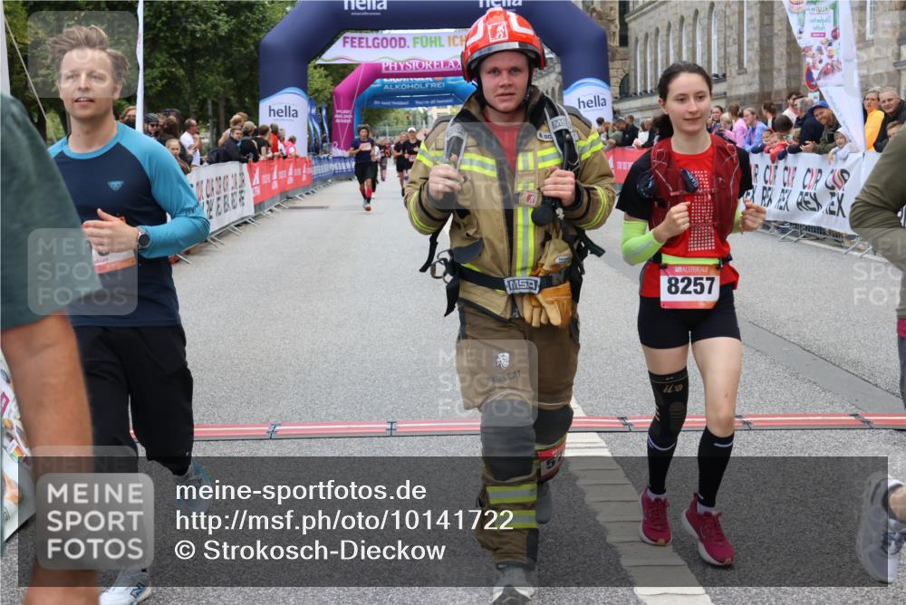 06.09.2026 - CURREX Alsterlauf Strokosch-Dieckow http://msf.ph/oto/10141722 06.09.2026 10:19:12 Ziel 2441, 4102, 5662, 5752, 5753, 5779, 8257 meine-sportfotos.de