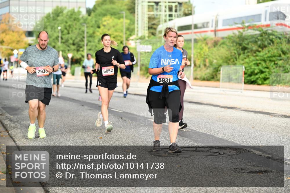 06.09.2026 - CURREX Alsterlauf Dr. Thomas Lammeyer http://msf.ph/oto/10141738 06.09.2026 10:10:50 Laufen 2936, 6052, 5931 meine-sportfotos.de