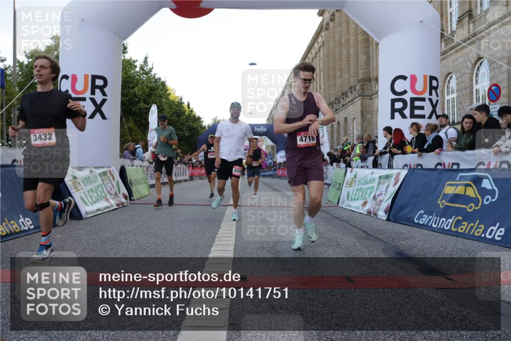 06.09.2026 - CURREX Alsterlauf Yannick Fuchs http://msf.ph/oto/10141751 06.09.2026 09:46:46 Ziel 2556, 3432, 3617, 4716, 4877, 4890, 5430, 5544, 8092, 8249 meine-sportfotos.de