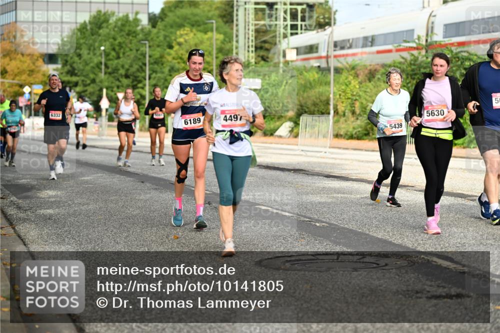 06.09.2026 - CURREX Alsterlauf Dr. Thomas Lammeyer http://msf.ph/oto/10141805 06.09.2026 10:10:57 Laufen 6332, 5081, 6189, 4497, 5439, 5630, 5 meine-sportfotos.de