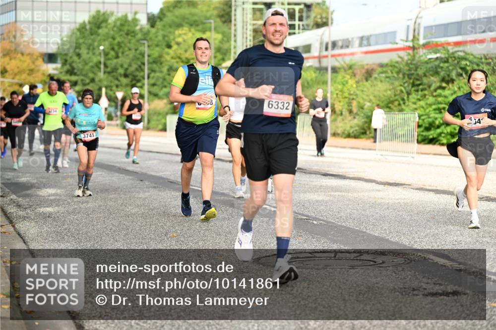 06.09.2026 - CURREX Alsterlauf Dr. Thomas Lammeyer http://msf.ph/oto/10141861 06.09.2026 10:11:03 Laufen 3741, 6332, 54 meine-sportfotos.de