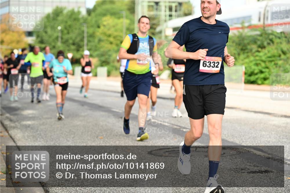 06.09.2026 - CURREX Alsterlauf Dr. Thomas Lammeyer http://msf.ph/oto/10141869 06.09.2026 10:11:04 Laufen 6332 meine-sportfotos.de
