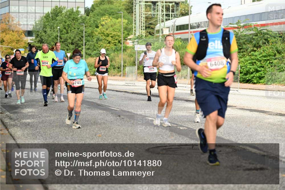 06.09.2026 - CURREX Alsterlauf Dr. Thomas Lammeyer http://msf.ph/oto/10141880 06.09.2026 10:11:05 Laufen 6336, 5457, 3234, 1392, 741, 6408, 2860, 5078 meine-sportfotos.de