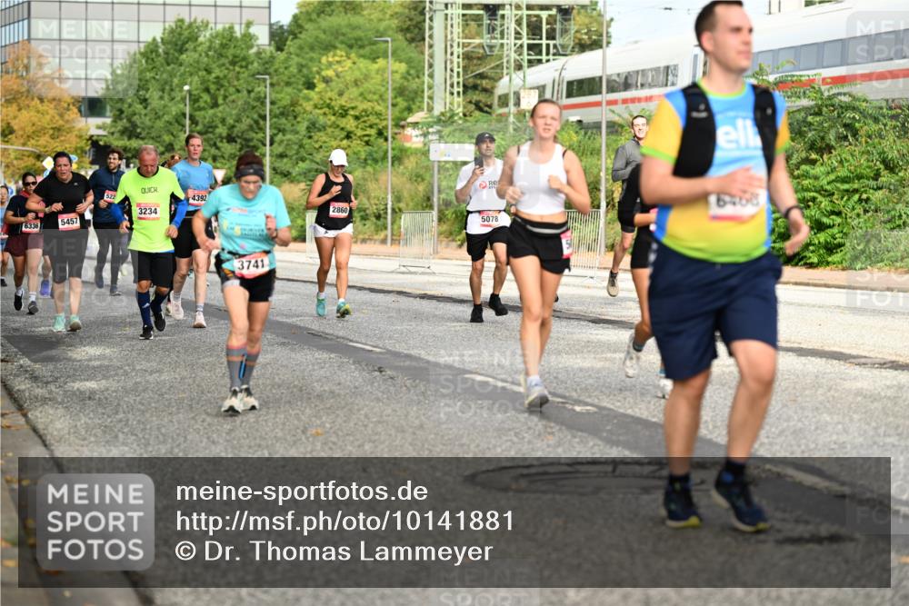 06.09.2026 - CURREX Alsterlauf Dr. Thomas Lammeyer http://msf.ph/oto/10141881 06.09.2026 10:11:05 Laufen 6336, 5457, 522, 4392, 3234, 3741, 2860, 5078, 6468 meine-sportfotos.de