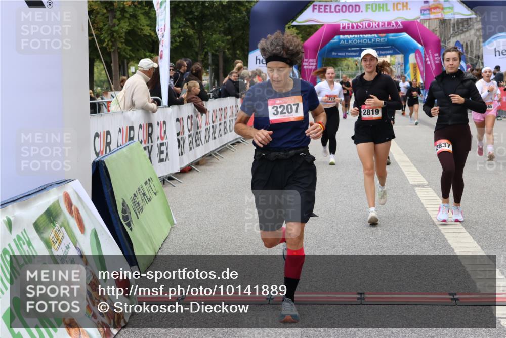 06.09.2026 - CURREX Alsterlauf Strokosch-Dieckow http://msf.ph/oto/10141889 06.09.2026 10:19:19 Ziel 2819, 2837, 3207, 3669, 3713, 4665, 5788 meine-sportfotos.de