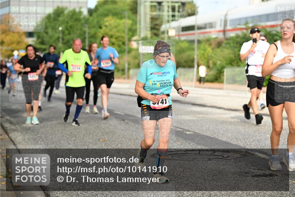 06.09.2026 - CURREX Alsterlauf Dr. Thomas Lammeyer http://msf.ph/oto/10141910 06.09.2026 10:11:08 Laufen 3234, 4382, 24, 2023, 41 meine-sportfotos.de