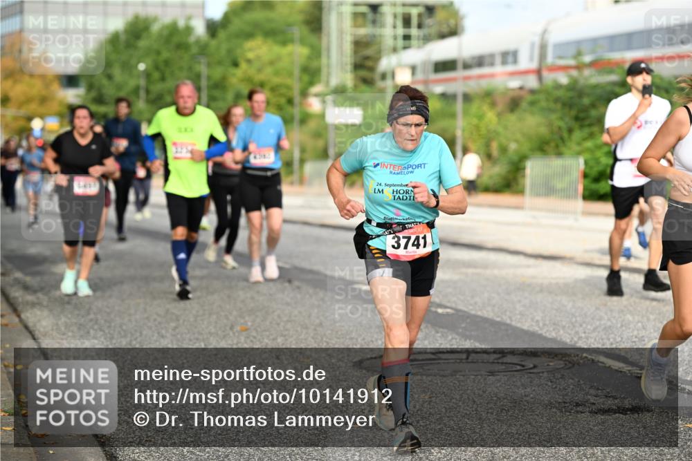 06.09.2026 - CURREX Alsterlauf Dr. Thomas Lammeyer http://msf.ph/oto/10141912 06.09.2026 10:11:08 Laufen 24, 3741 meine-sportfotos.de