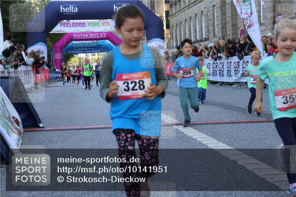 06.09.2026 - CURREX Alsterlauf Strokosch-Dieckow http://msf.ph/oto/10141951 06.09.2026 10:54:44 Ziel 212, 228, 229, 267, 328, 340, 345, 359, 382, 457 meine-sportfotos.de