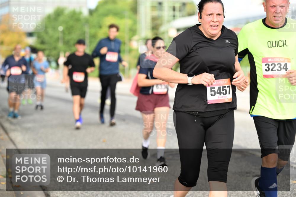 06.09.2026 - CURREX Alsterlauf Dr. Thomas Lammeyer http://msf.ph/oto/10141960 06.09.2026 10:11:13 Laufen 5457, 3234 meine-sportfotos.de