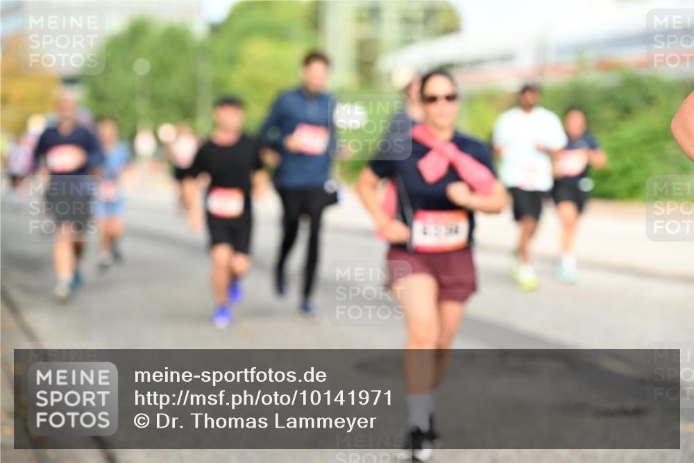06.09.2026 - CURREX Alsterlauf Dr. Thomas Lammeyer http://msf.ph/oto/10141971 06.09.2026 10:11:14 Laufen  meine-sportfotos.de
