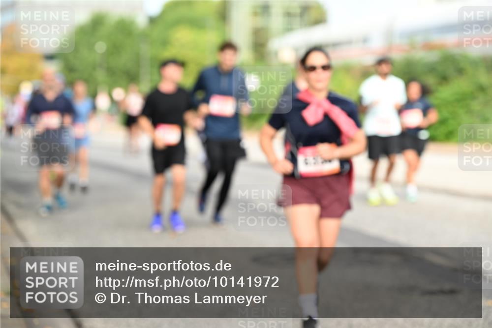 06.09.2026 - CURREX Alsterlauf Dr. Thomas Lammeyer http://msf.ph/oto/10141972 06.09.2026 10:11:14 Laufen  meine-sportfotos.de