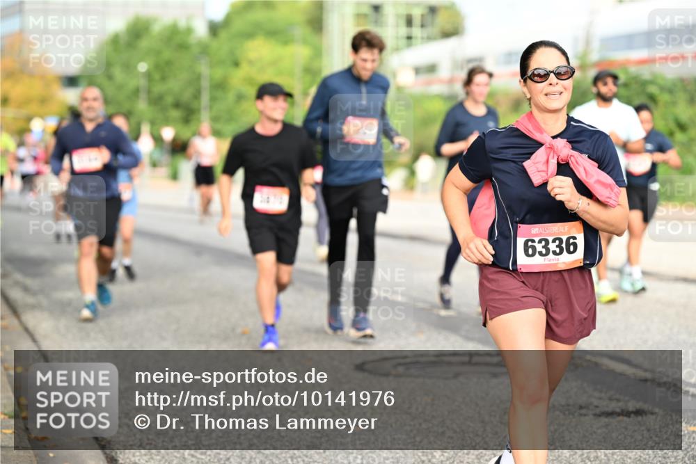 06.09.2026 - CURREX Alsterlauf Dr. Thomas Lammeyer http://msf.ph/oto/10141976 06.09.2026 10:11:14 Laufen 6336 meine-sportfotos.de