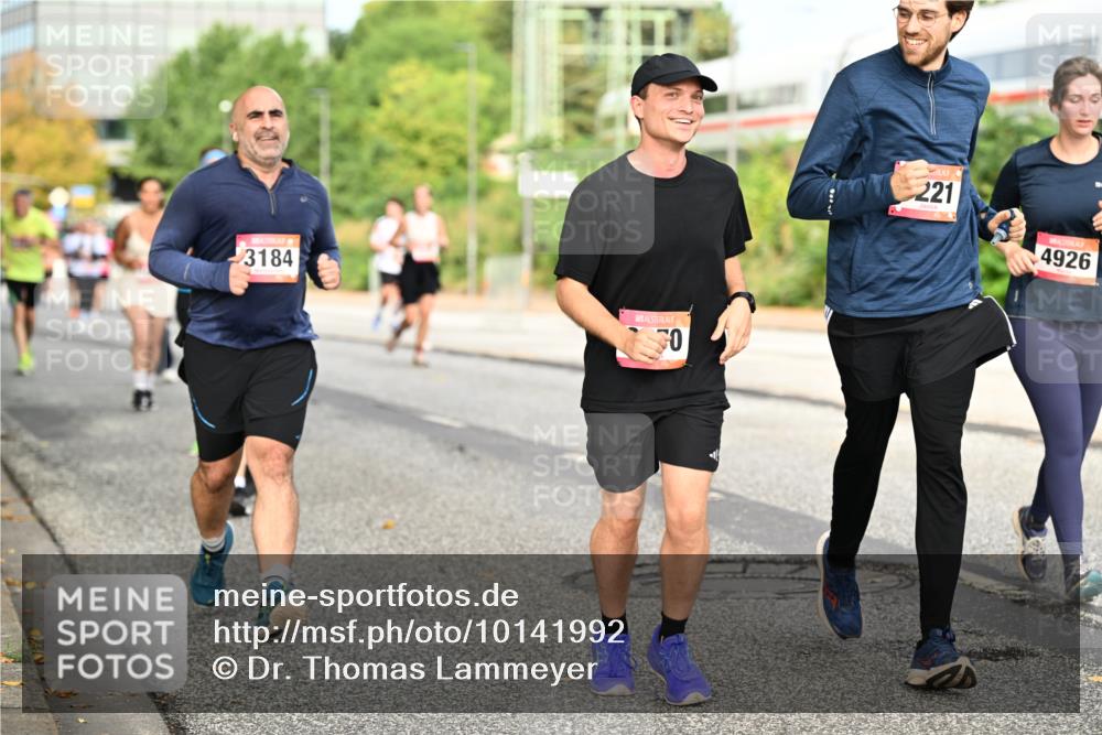 06.09.2026 - CURREX Alsterlauf Dr. Thomas Lammeyer http://msf.ph/oto/10141992 06.09.2026 10:11:16 Laufen 3184, 221, 4926 meine-sportfotos.de
