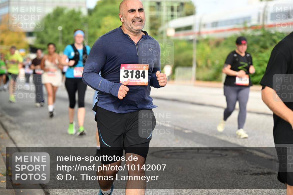06.09.2026 - CURREX Alsterlauf Dr. Thomas Lammeyer http://msf.ph/oto/10142007 06.09.2026 10:11:18 Laufen 3184 meine-sportfotos.de