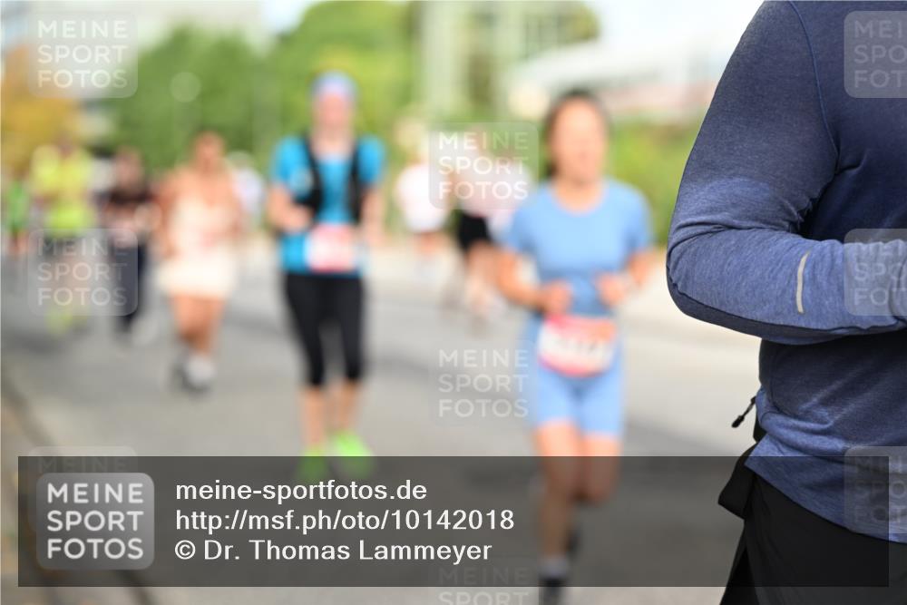 06.09.2026 - CURREX Alsterlauf Dr. Thomas Lammeyer http://msf.ph/oto/10142018 06.09.2026 10:11:19 Laufen  meine-sportfotos.de