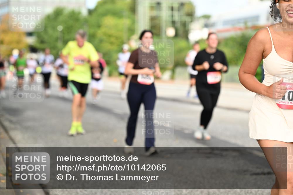 06.09.2026 - CURREX Alsterlauf Dr. Thomas Lammeyer http://msf.ph/oto/10142065 06.09.2026 10:11:24 Laufen 0 meine-sportfotos.de
