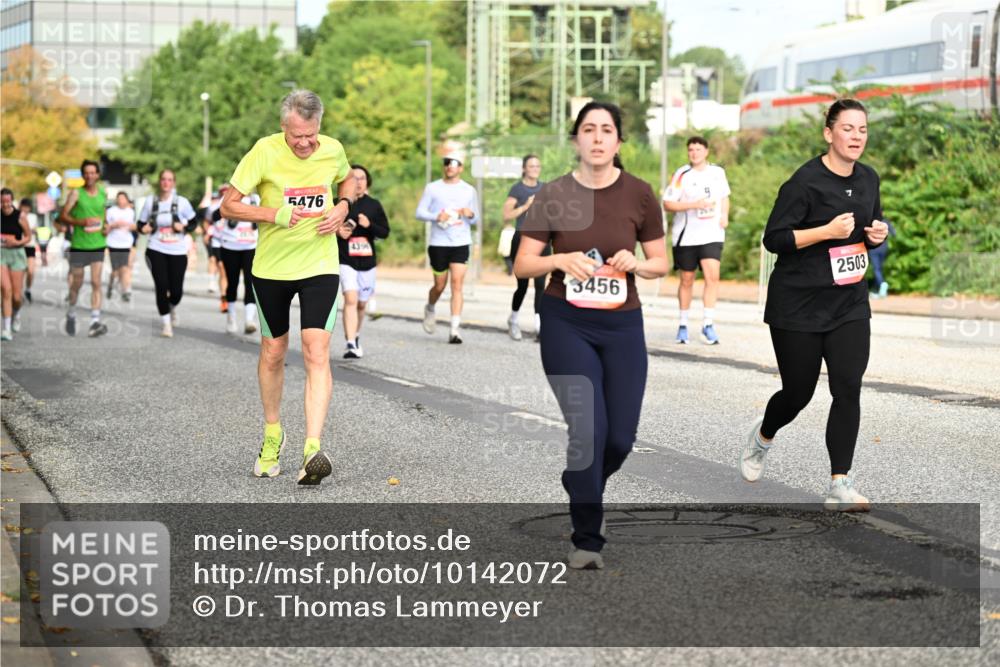 06.09.2026 - CURREX Alsterlauf Dr. Thomas Lammeyer http://msf.ph/oto/10142072 06.09.2026 10:11:24 Laufen 5476, 3456, 2503 meine-sportfotos.de