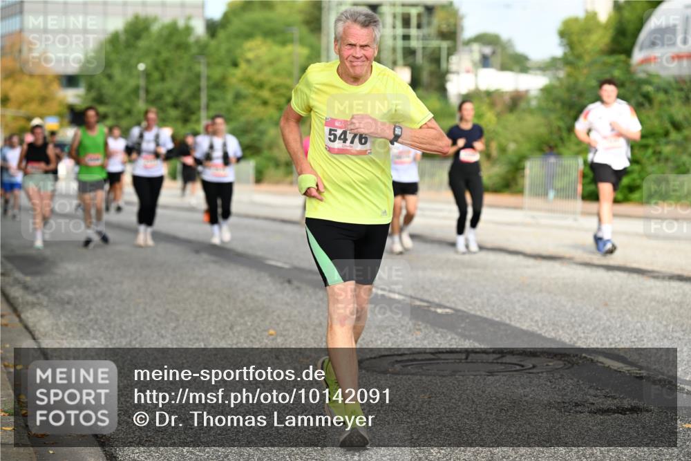 06.09.2026 - CURREX Alsterlauf Dr. Thomas Lammeyer http://msf.ph/oto/10142091 06.09.2026 10:11:26 Laufen 5476 meine-sportfotos.de