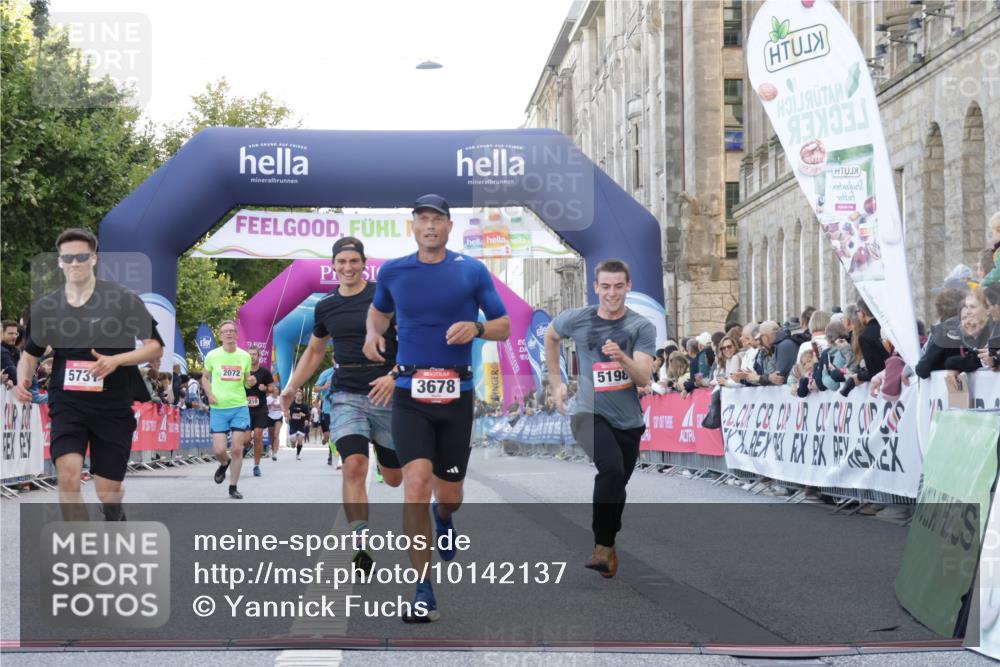 06.09.2026 - CURREX Alsterlauf Yannick Fuchs http://msf.ph/oto/10142137 06.09.2026 09:46:54 Ziel 2072, 3678, 4311, 4890, 5198, 5731, 6162, 6255, 8092, 8249 meine-sportfotos.de