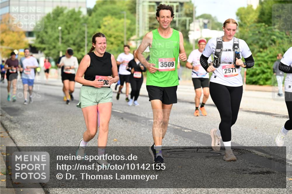 06.09.2026 - CURREX Alsterlauf Dr. Thomas Lammeyer http://msf.ph/oto/10142155 06.09.2026 10:11:33 Laufen 08, 3509, 2571 meine-sportfotos.de