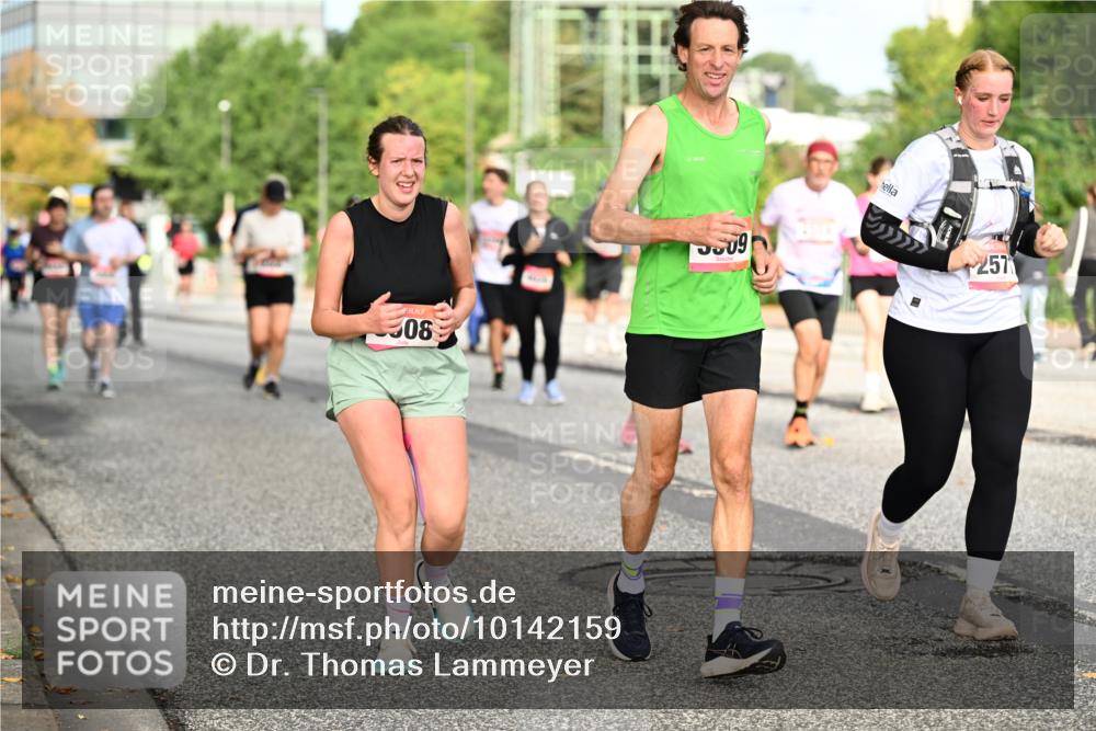 06.09.2026 - CURREX Alsterlauf Dr. Thomas Lammeyer http://msf.ph/oto/10142159 06.09.2026 10:11:33 Laufen 08, 60, 257 meine-sportfotos.de